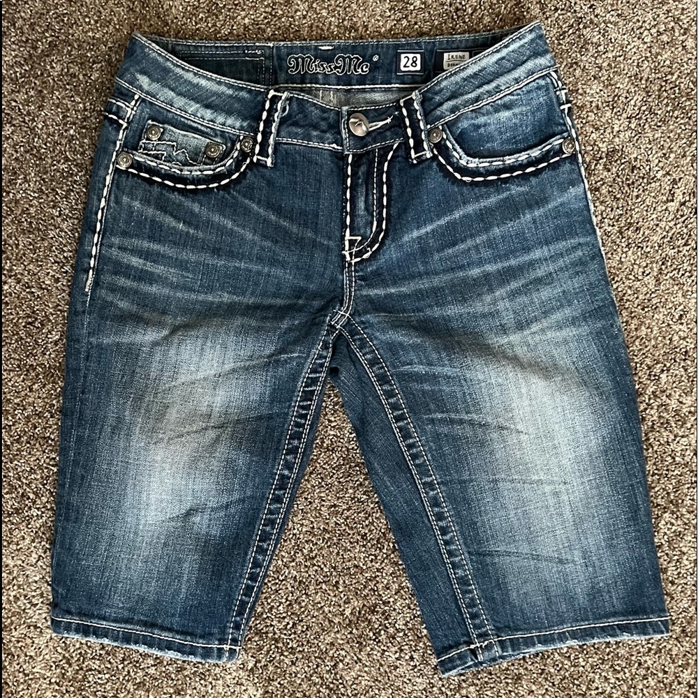Miss Me Bermuda Shorts Size 28